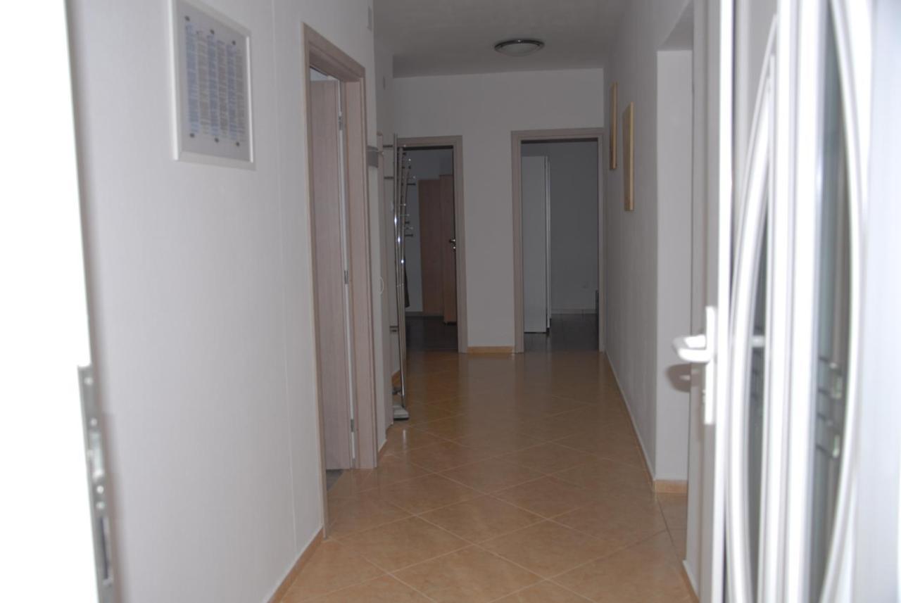 Apartman Joki 노비비노돌스키 외부 사진